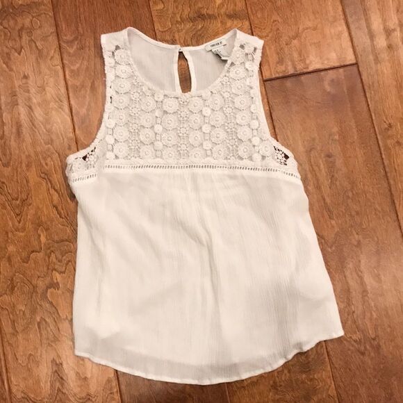 Forever 21 Crochet Detail Tank Top - Picture 1 of 11